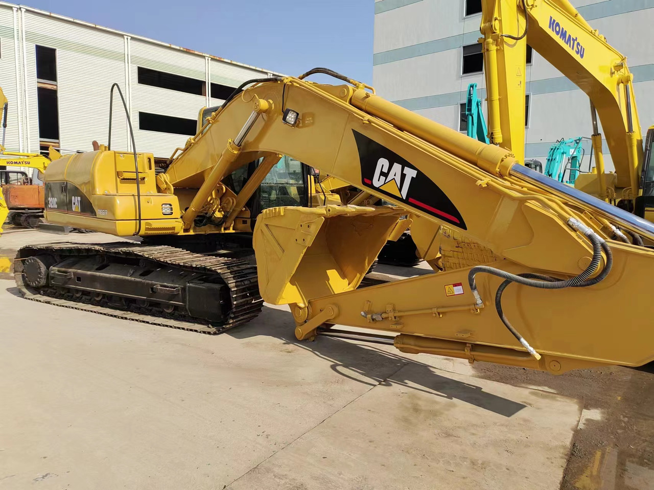 CATERPILLAR 320C - Excavadora de cadenas: foto 1 CATERPILLAR 320C - Excavadora de cadenas: foto 1