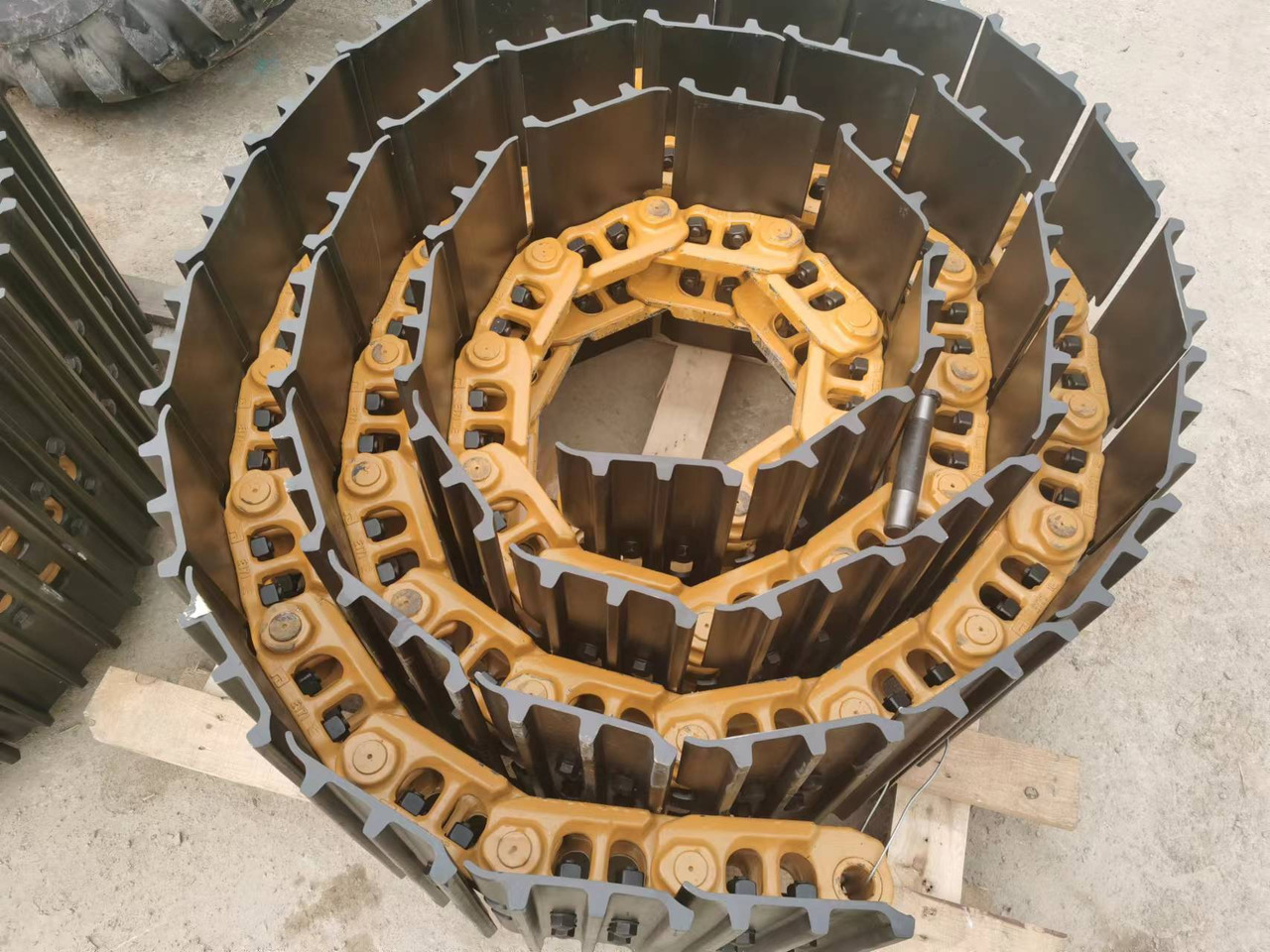 CATERPILLAR 600MM wxcavator track - Oruga para Excavadora de cadenas: foto 2 CATERPILLAR 600MM wxcavator track - Oruga para Excavadora de cadenas: foto 2