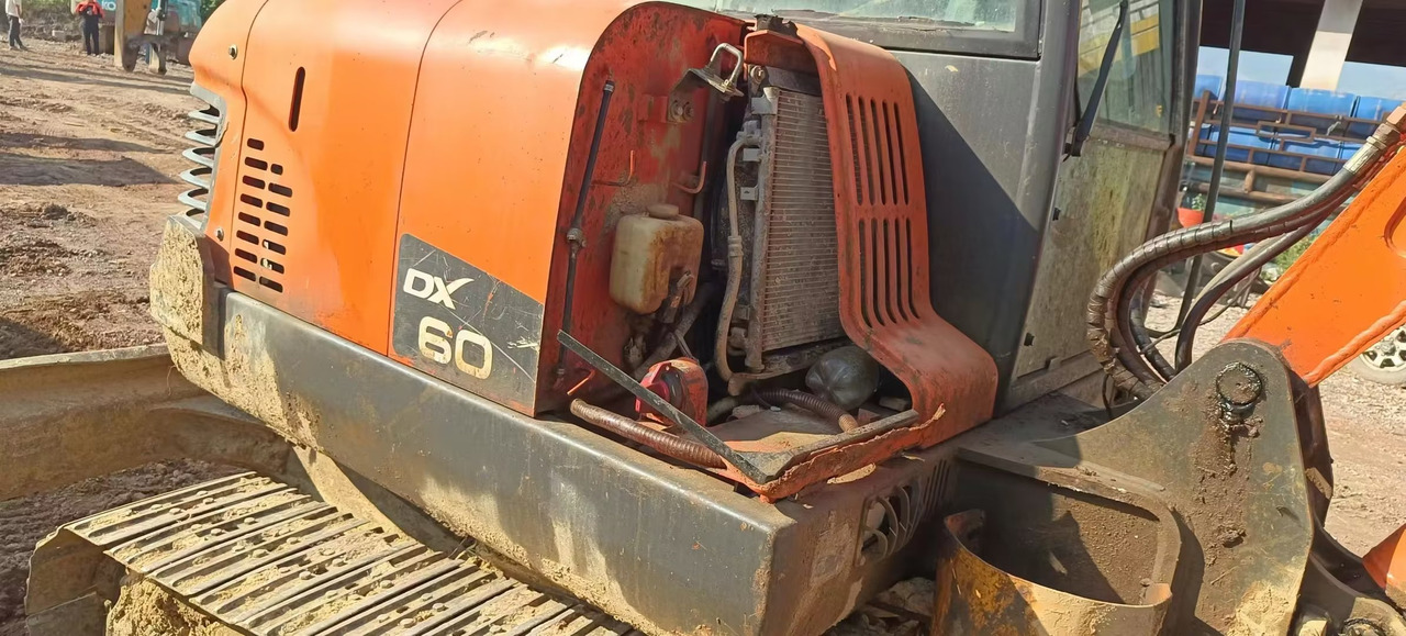 DOOSAN dx60 - Miniexcavadora: foto 4 DOOSAN dx60 - Miniexcavadora: foto 4