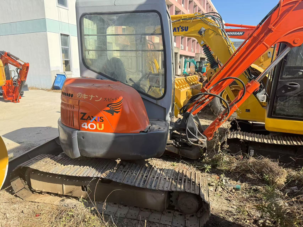HITACHI ZX40U - Miniexcavadora: foto 2 HITACHI ZX40U - Miniexcavadora: foto 2