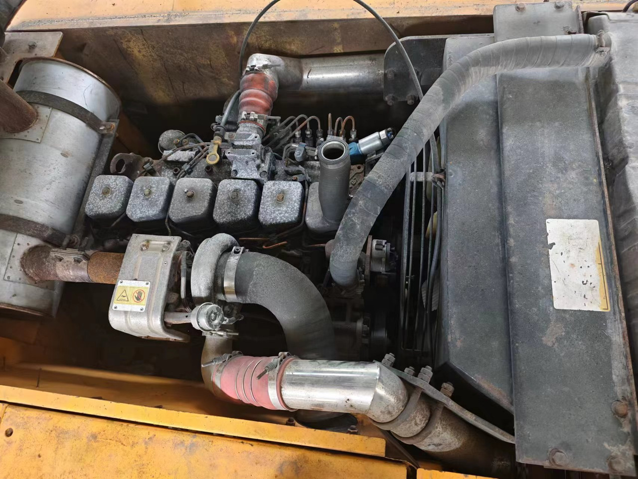 HYUNDAI 210W-7 - Excavadora de ruedas: foto 5 HYUNDAI 210W-7 - Excavadora de ruedas: foto 5