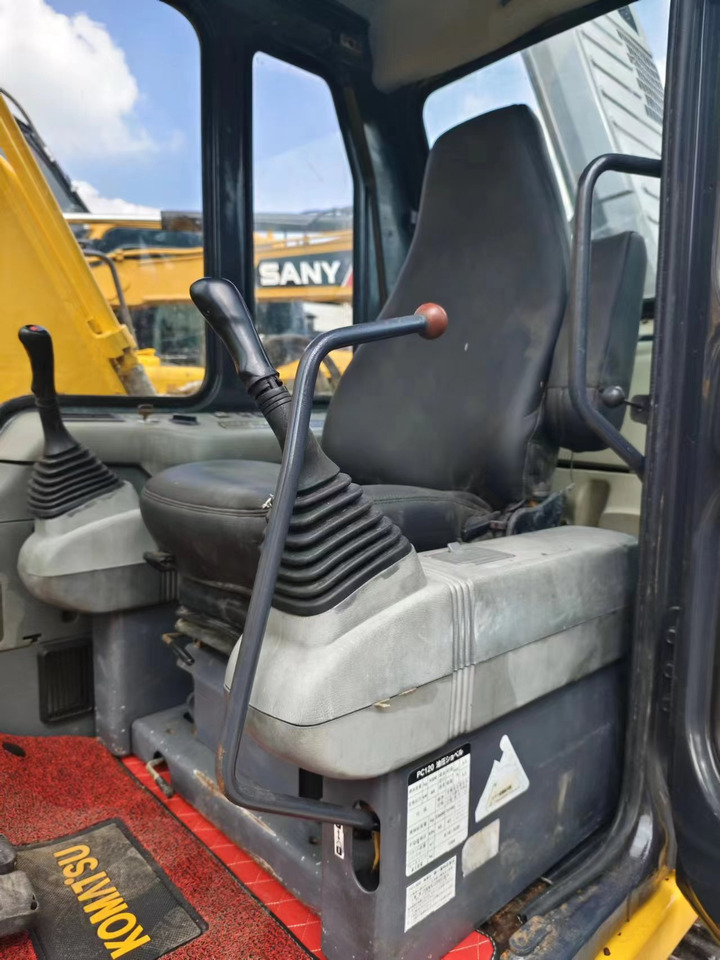 KOMATSU PC120-6 - Excavadora de cadenas: foto 4 KOMATSU PC120-6 - Excavadora de cadenas: foto 4