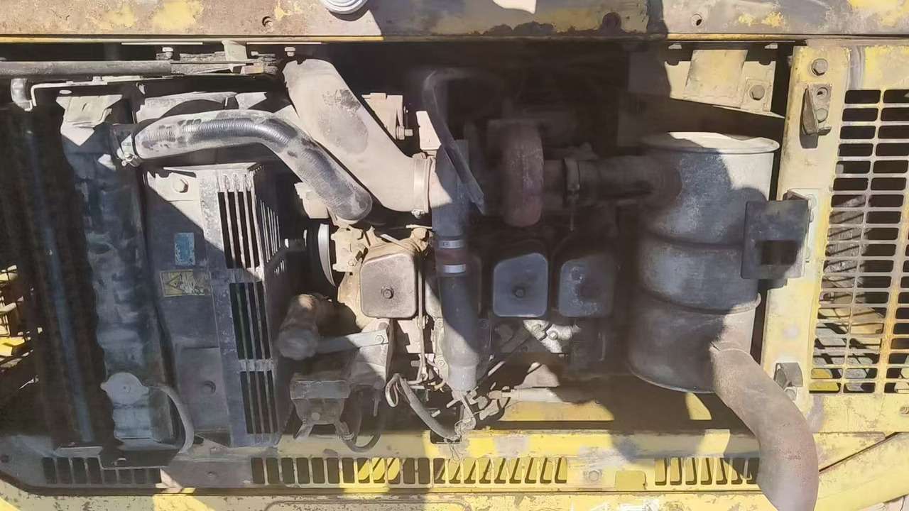 KOMATSU PC120-6 - Excavadora de cadenas: foto 4 KOMATSU PC120-6 - Excavadora de cadenas: foto 4