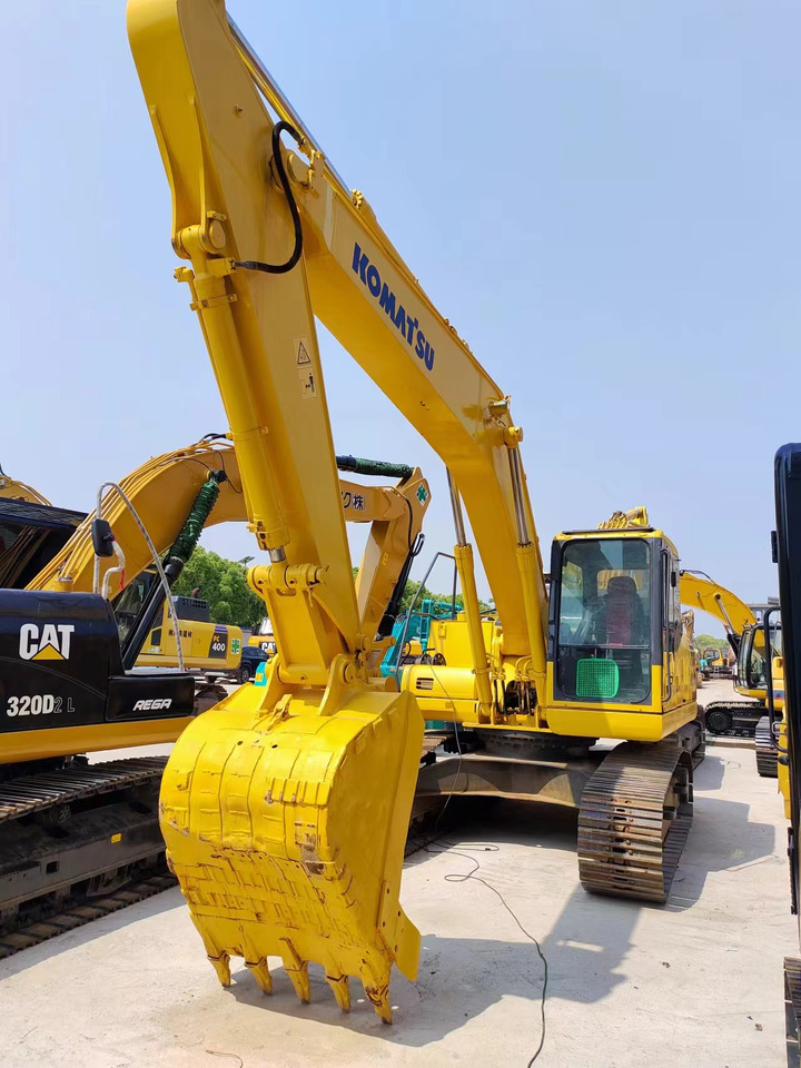 KOMATSU PC200-7 - Excavadora de cadenas: foto 3 KOMATSU PC200-7 - Excavadora de cadenas: foto 3