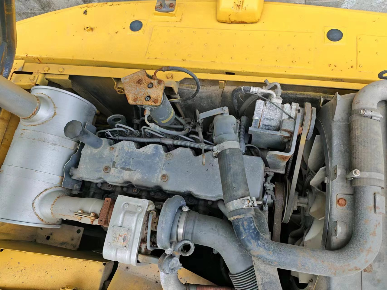 KOMATSU PC200-8 - Excavadora de cadenas: foto 4 KOMATSU PC200-8 - Excavadora de cadenas: foto 4