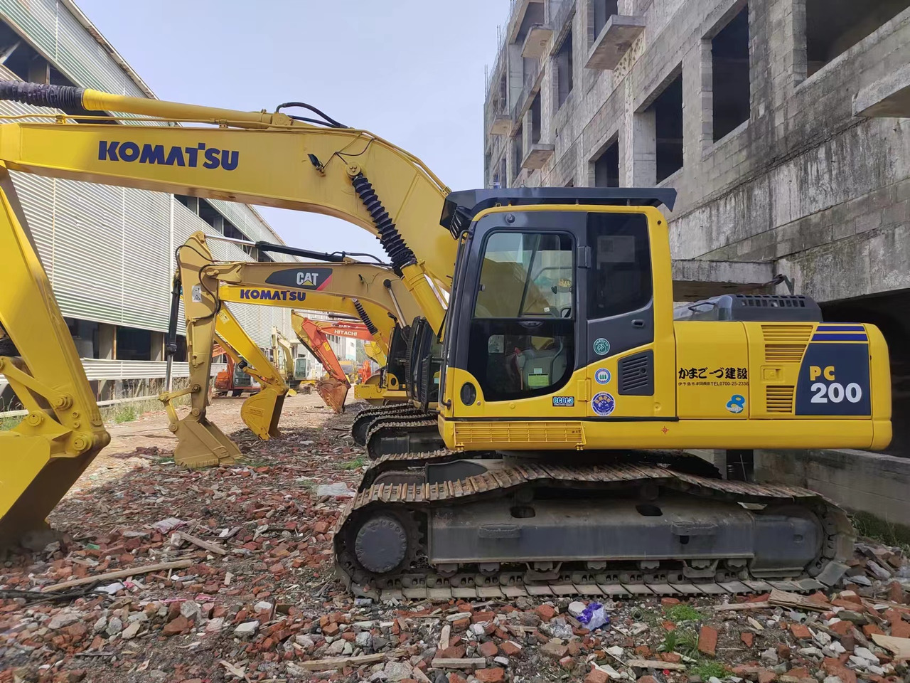 KOMATSU PC200-8 - Excavadora de cadenas: foto 1 KOMATSU PC200-8 - Excavadora de cadenas: foto 1