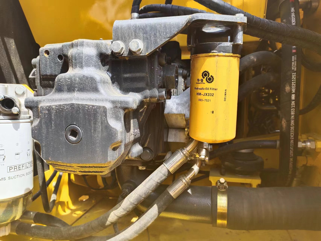 Excavadora de cadenas KOMATSU PC200-8N1: foto 6