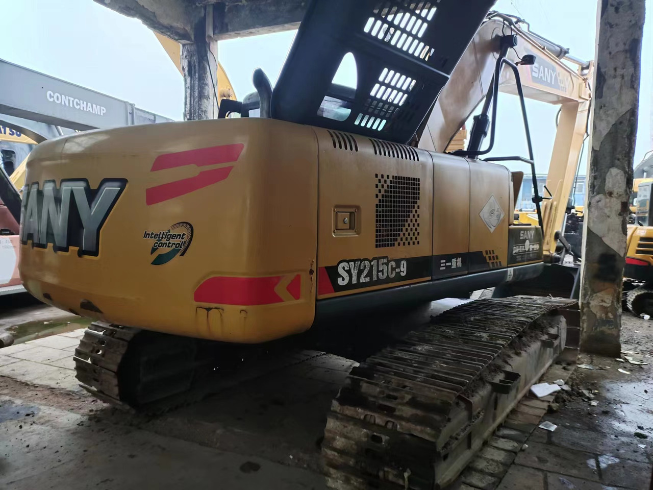 SANY SY215C-9 - Excavadora de cadenas: foto 2 SANY SY215C-9 - Excavadora de cadenas: foto 2