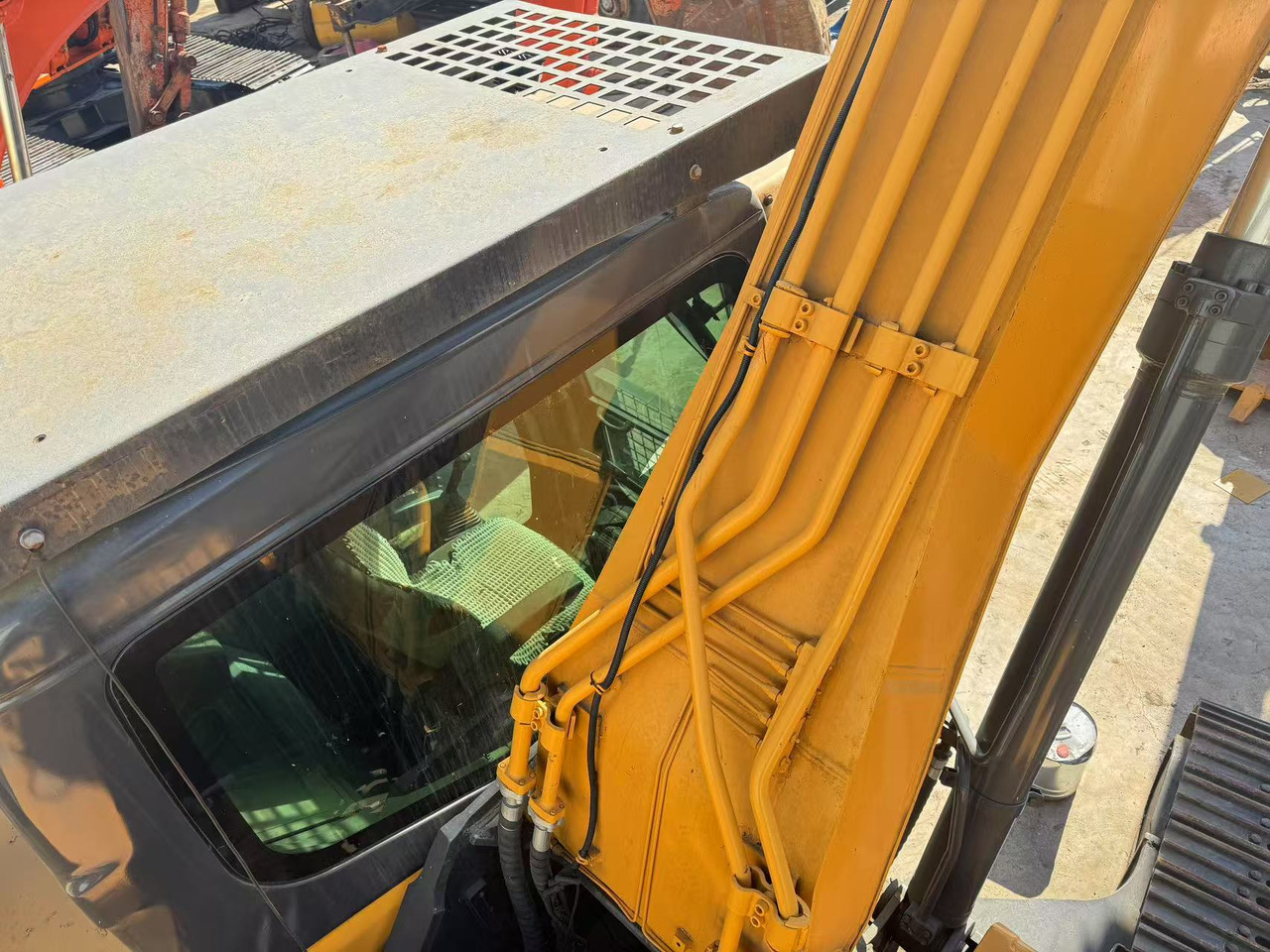 SANY SY215C - Excavadora de cadenas: foto 4 SANY SY215C - Excavadora de cadenas: foto 4