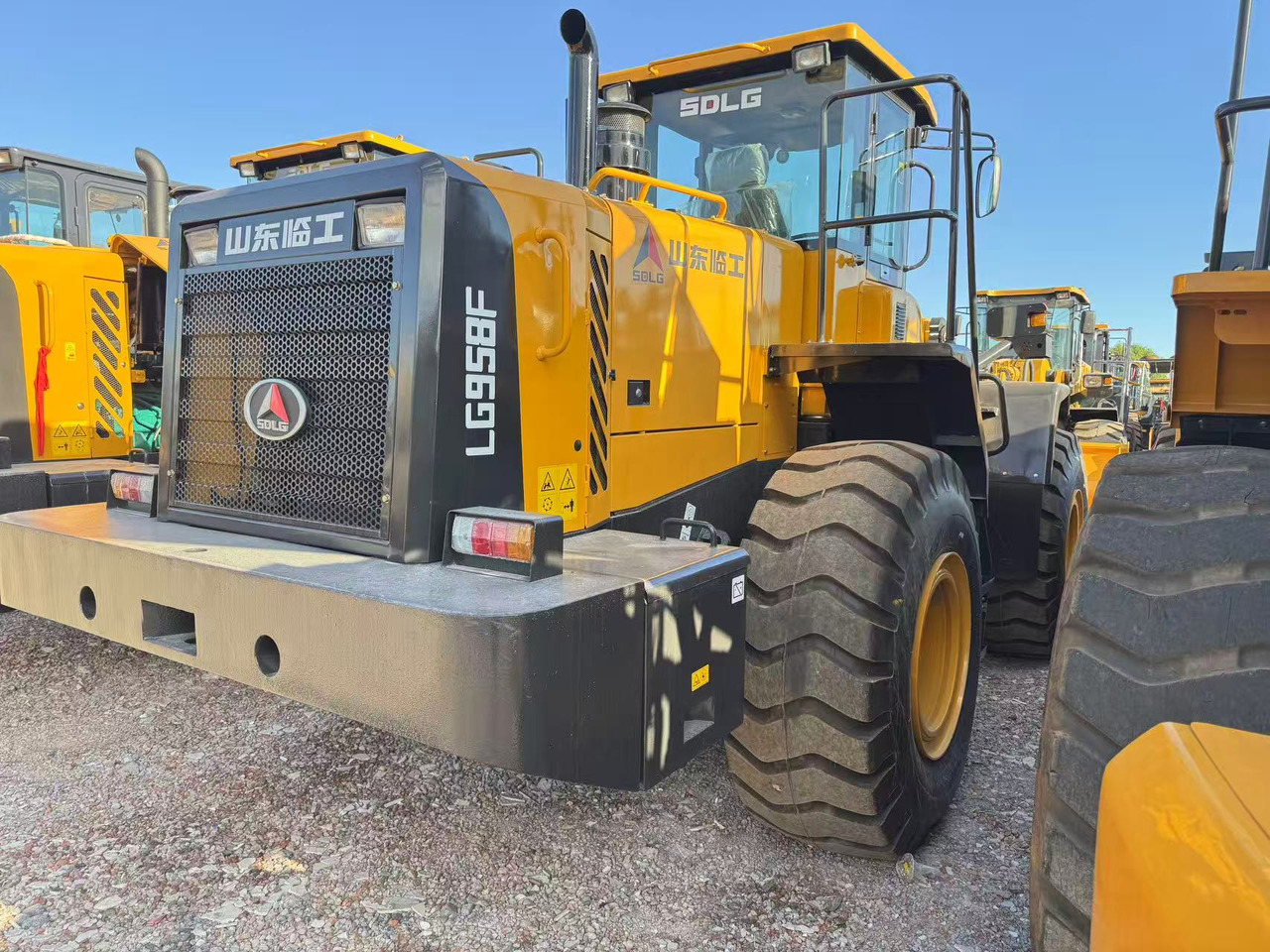 SDLG LG958F - Cargadora de ruedas: foto 2 SDLG LG958F - Cargadora de ruedas: foto 2