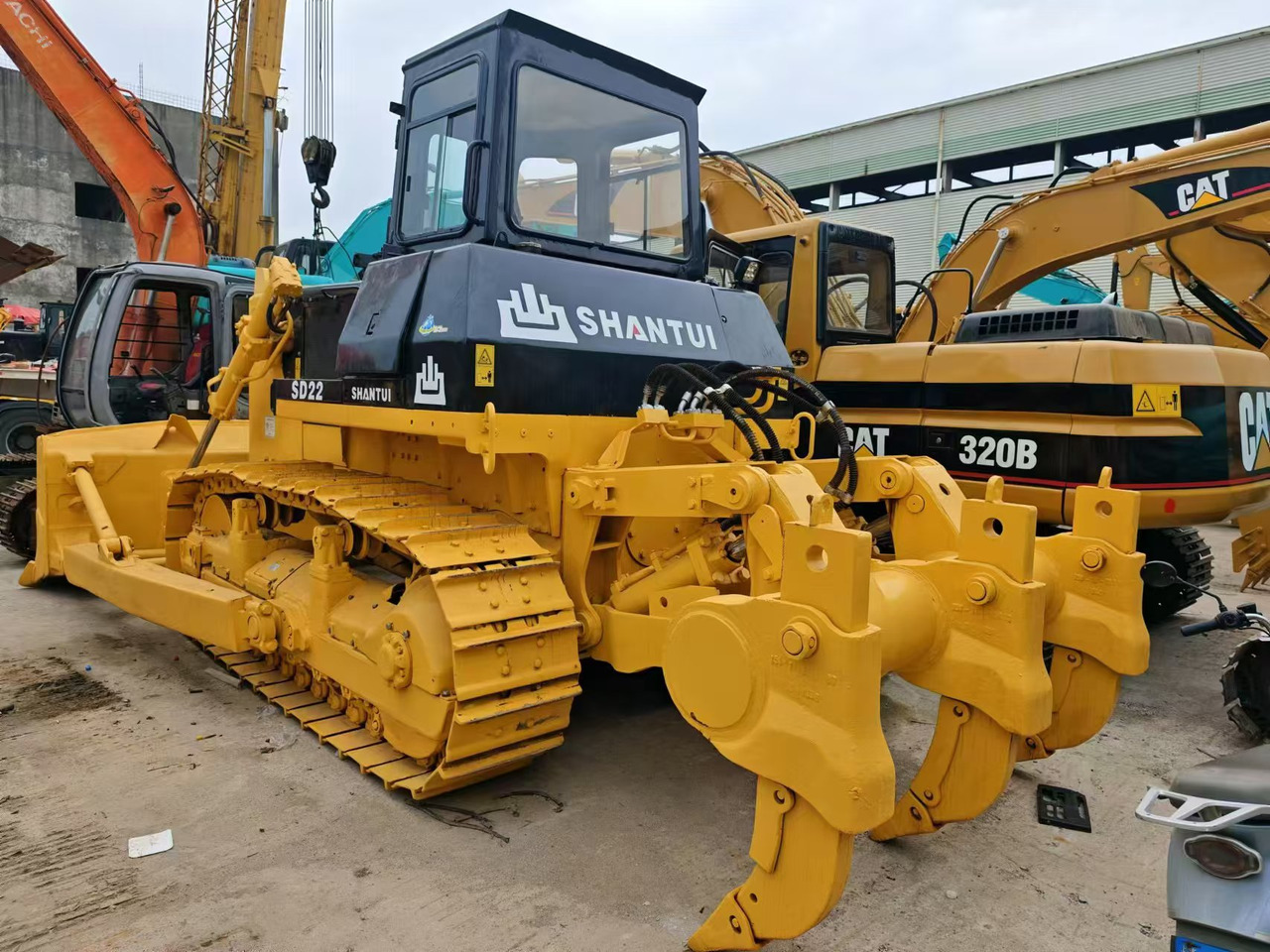 SHANTUI SD22 - Bulldozer: foto 2 SHANTUI SD22 - Bulldozer: foto 2