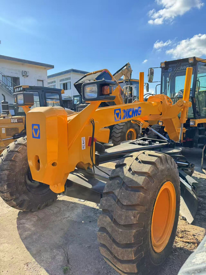 XCMG GR180 - Grader: foto 2 XCMG GR180 - Grader: foto 2