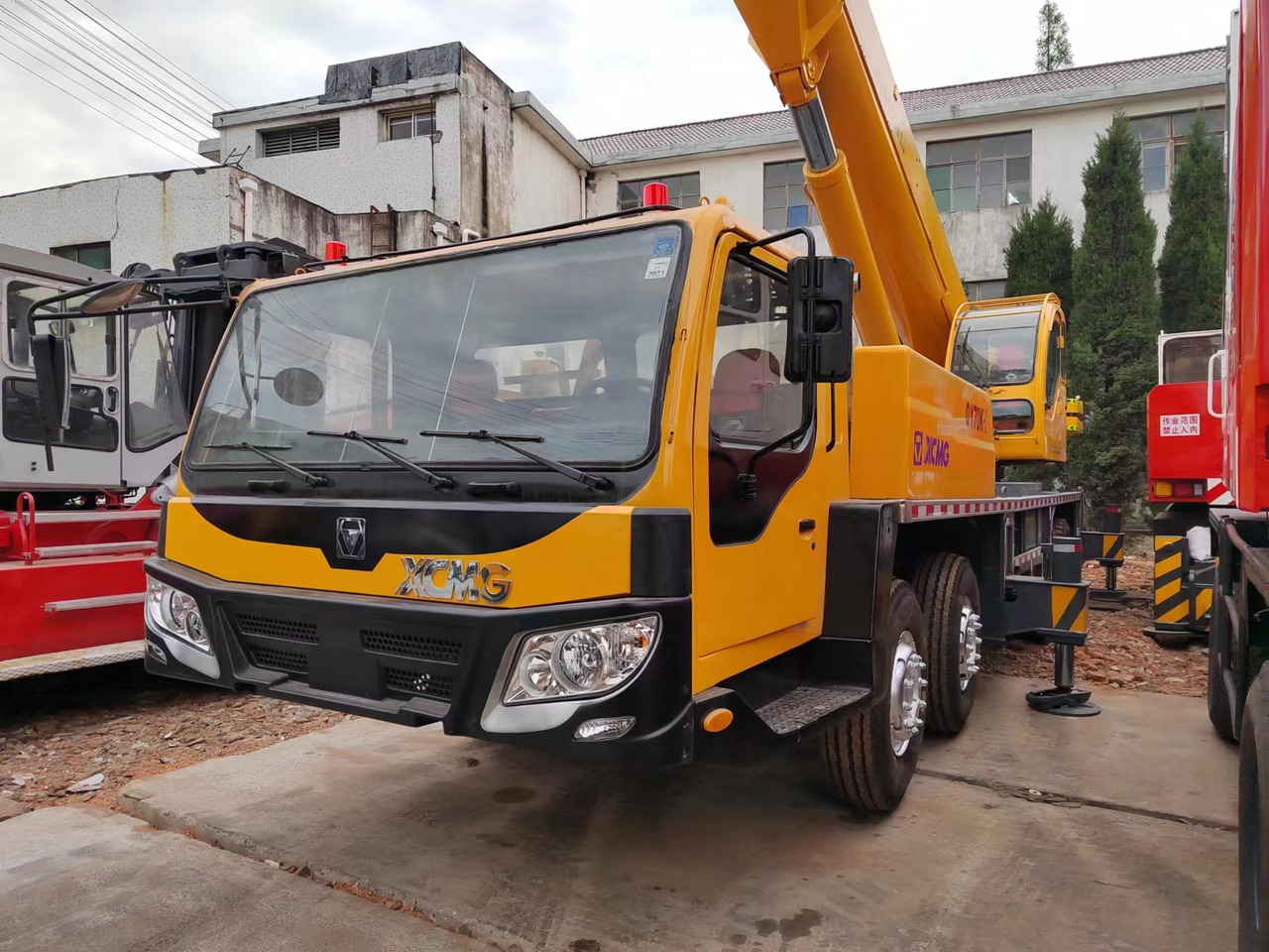 XCMG QY70K good condition QY25K QY50K QY100K QY130K China brand mobile crane - Autogrúa: foto 1 XCMG QY70K good condition QY25K QY50K QY100K QY130K China brand mobile crane - Autogrúa: foto 1