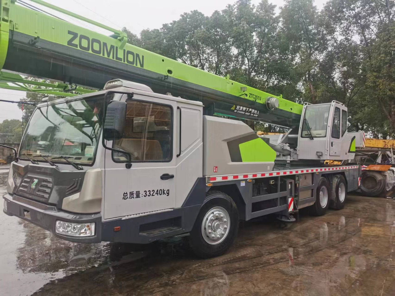 ZOOMLION ZTC 251V - Grúa: foto 3 ZOOMLION ZTC 251V - Grúa: foto 3