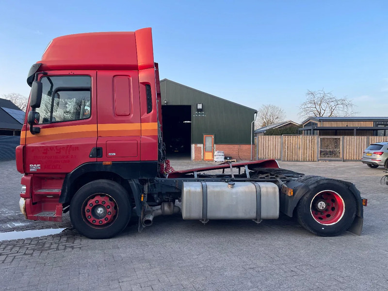 DAF CF 85 Tractor unit - Cabeza tractora: foto 4 DAF CF 85 Tractor unit - Cabeza tractora: foto 4