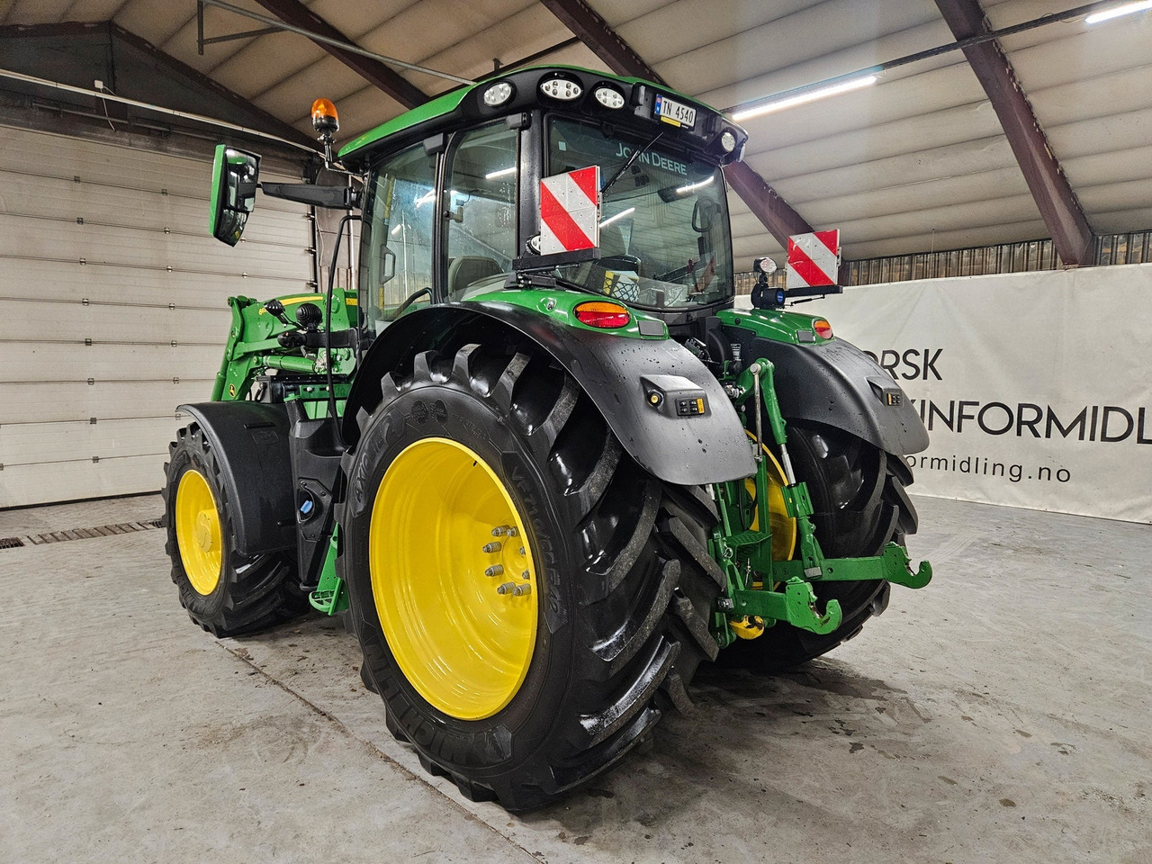 John Deere 6R185 Ultimate #Godt utstyrt og veldig flott traktor - Tractor: foto 4 John Deere 6R185 Ultimate #Godt utstyrt og veldig flott traktor - Tractor: foto 4