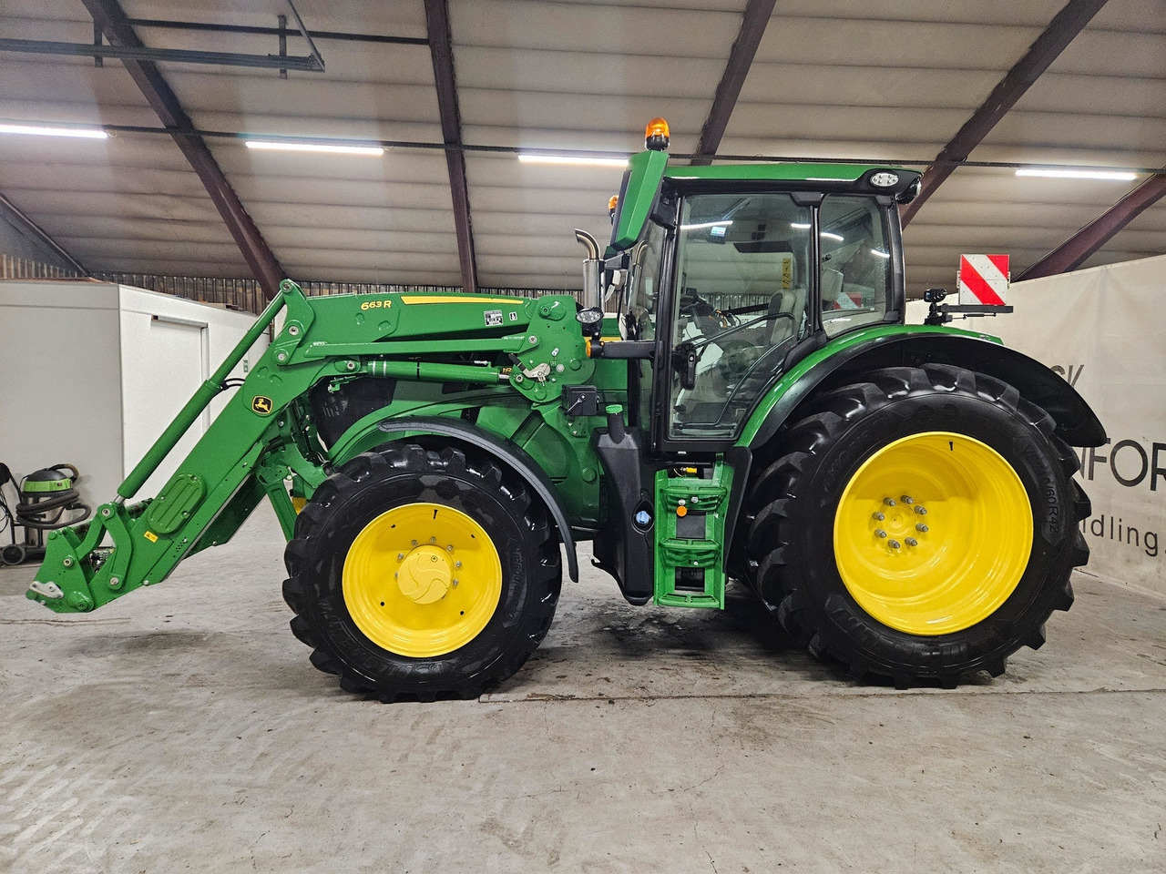 John Deere 6R185 Ultimate #Godt utstyrt og veldig flott traktor - Tractor: foto 2 John Deere 6R185 Ultimate #Godt utstyrt og veldig flott traktor - Tractor: foto 2