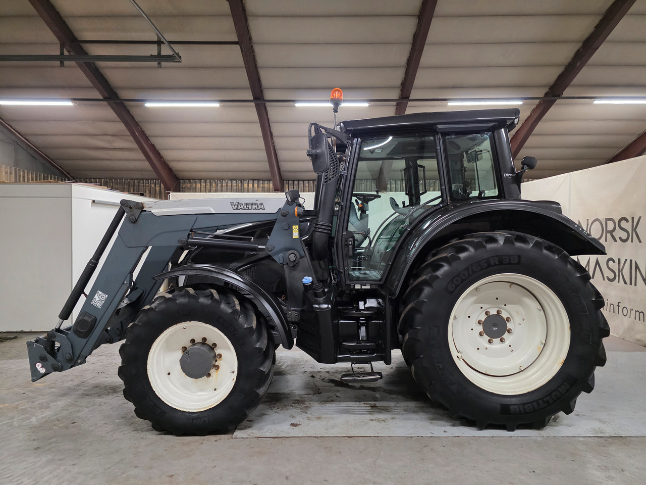 Valtra N163 Direct - Tractor: foto 2 Valtra N163 Direct - Tractor: foto 2