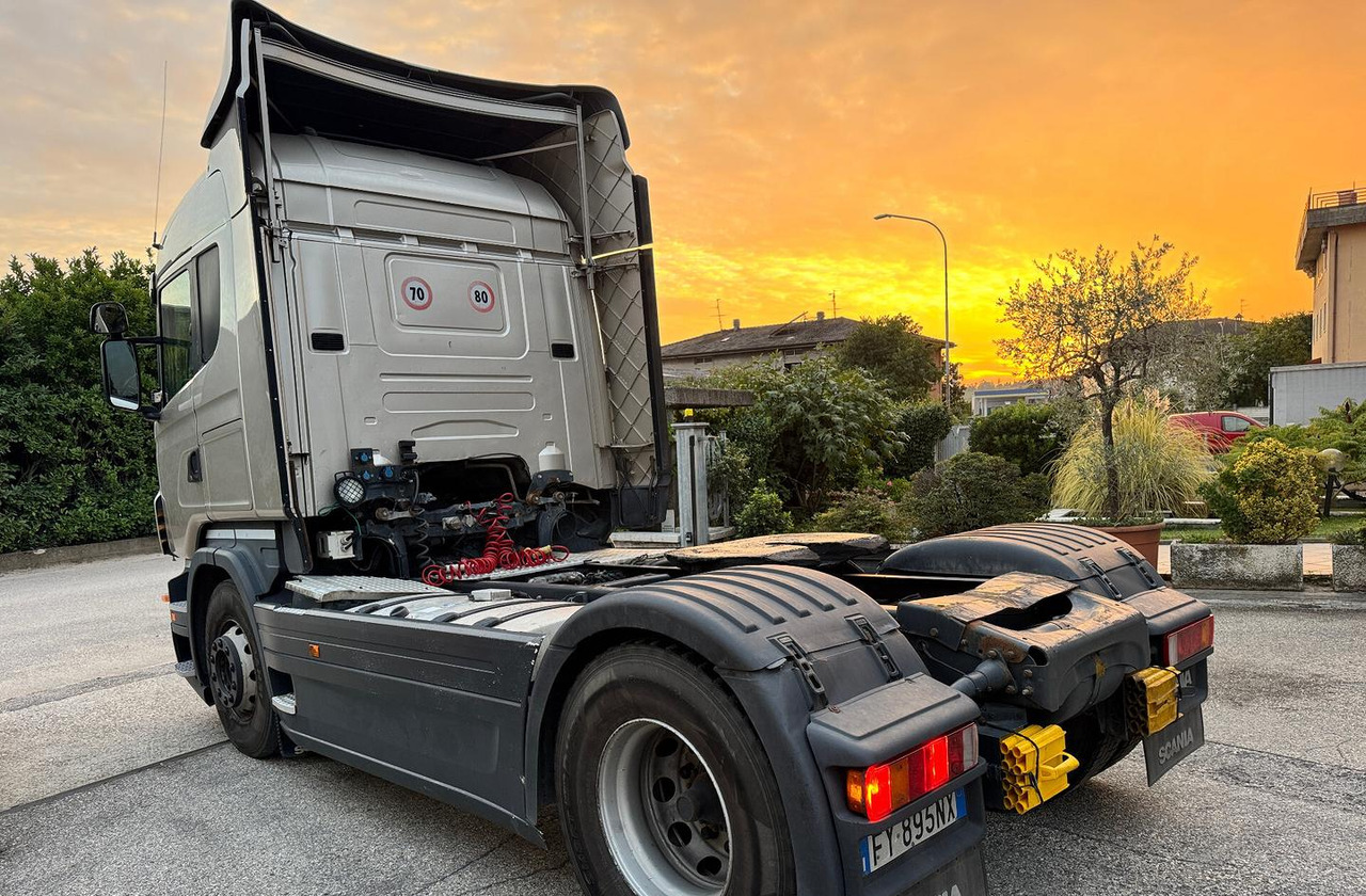 Trattore stradale Scania R420 - Euro 5 - 2011 - Cabeza tractora: foto 4 Trattore stradale Scania R420 - Euro 5 - 2011 - Cabeza tractora: foto 4