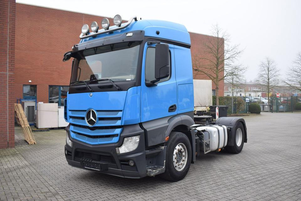 Mercedes-Benz Actros 1843 Stream Space Kipphydraulik Klima - Cabeza tractora: foto 2 Mercedes-Benz Actros 1843 Stream Space Kipphydraulik Klima - Cabeza tractora: foto 2