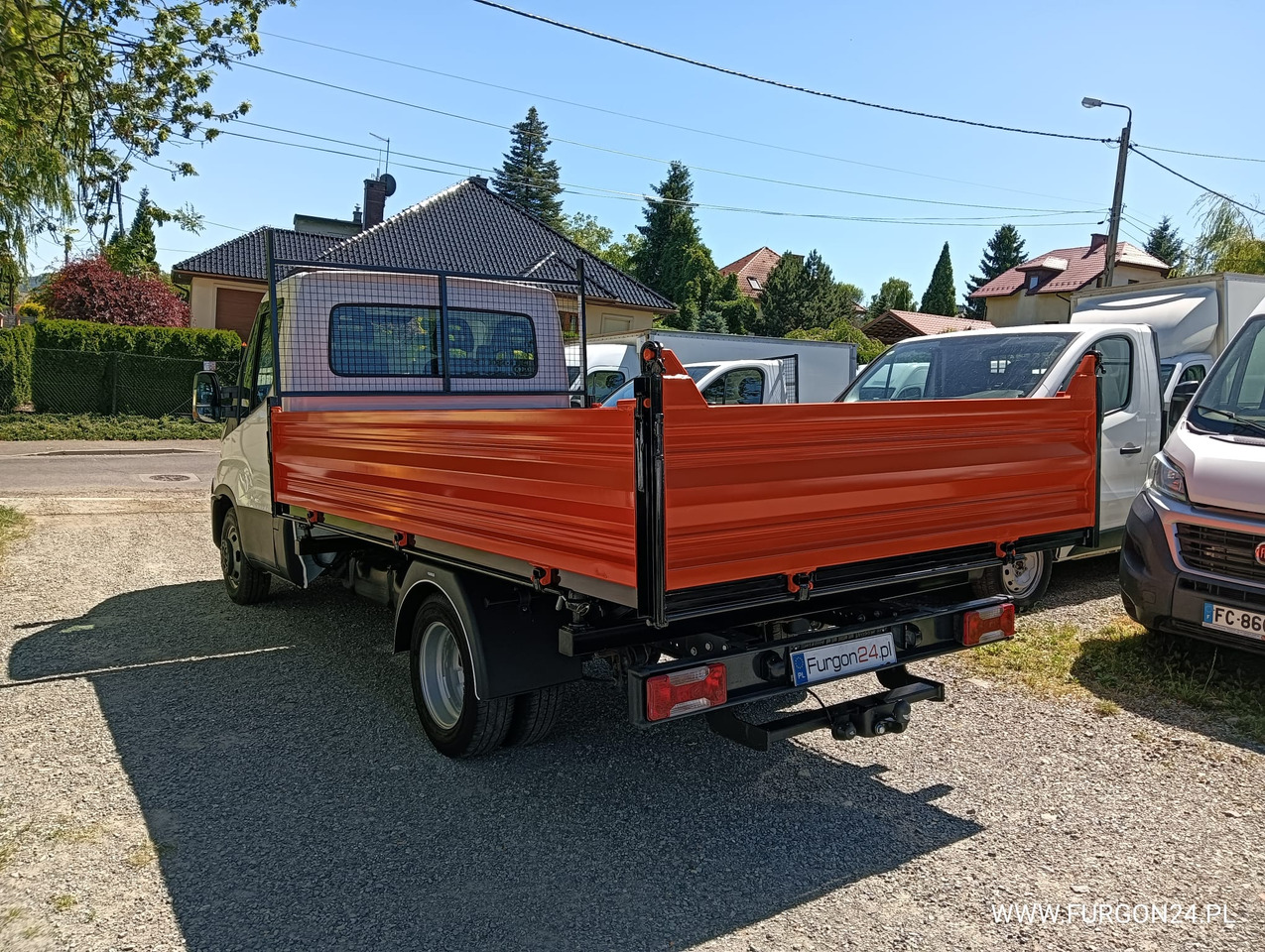 Furgoneta basculante IVECO DAILY 35C14 WYWROTKA KIPER Z NAJAZDAMI NR 841: foto 14 Furgoneta basculante IVECO DAILY 35C14 WYWROTKA KIPER Z NAJAZDAMI NR 841: foto 14