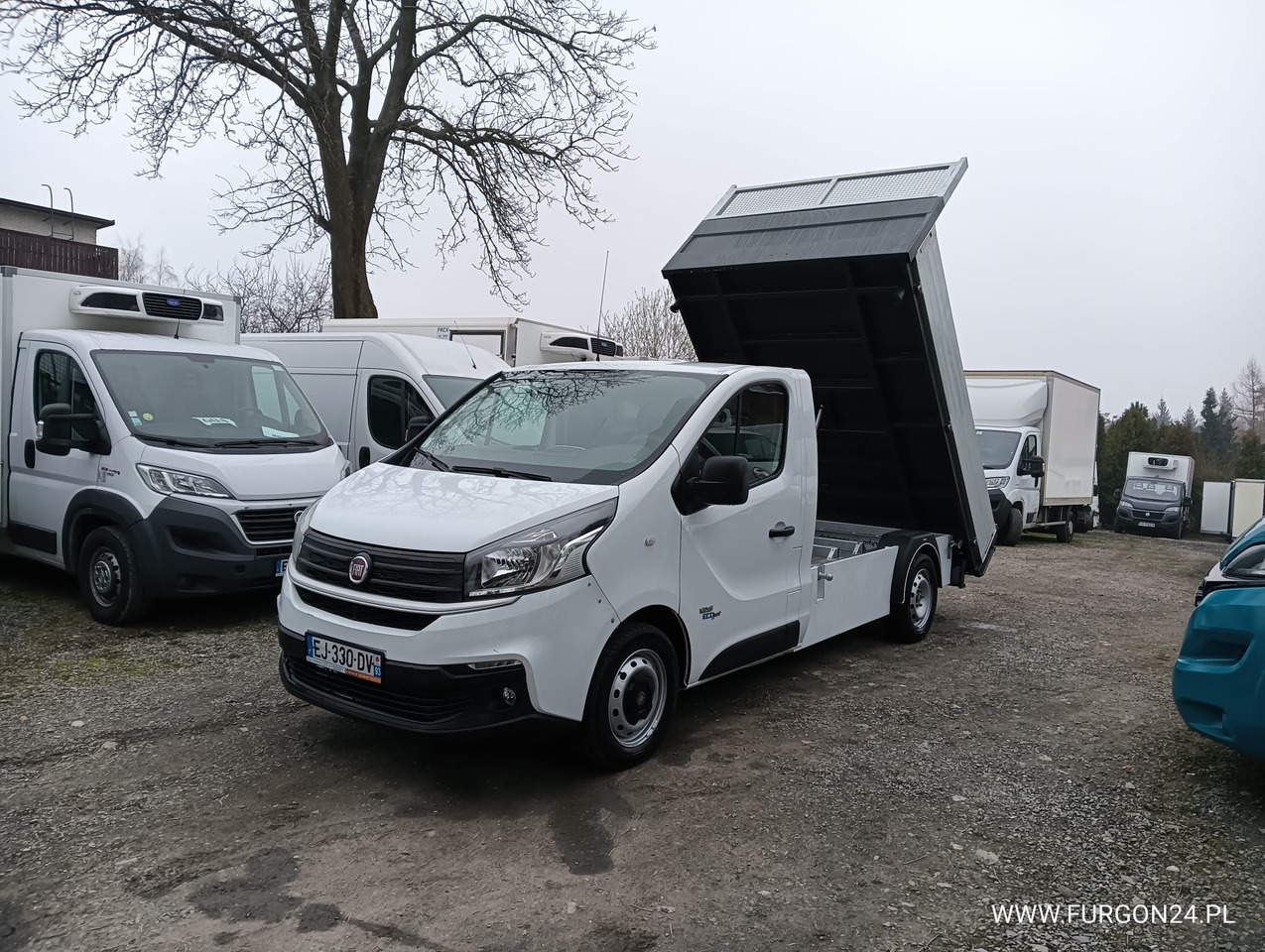 RENAULT TRAFIC PLATFORMA DO ZABUDOWY NR 625 - Furgoneta basculante: foto 3 RENAULT TRAFIC PLATFORMA DO ZABUDOWY NR 625 - Furgoneta basculante: foto 3