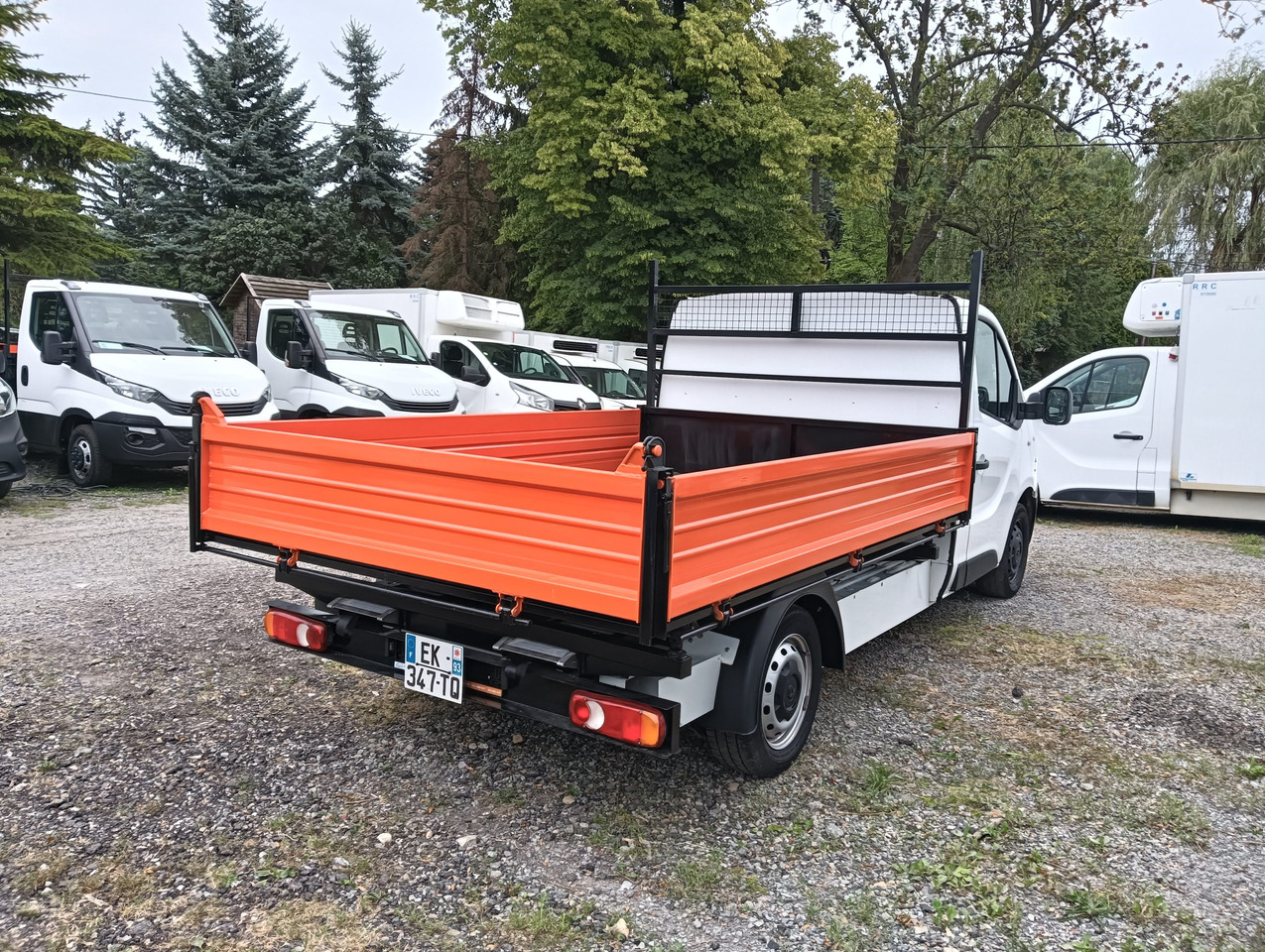 RENAULT TRAFIC WYWROTKA KIPER Z NAJAZDAMI NR 840 - Furgoneta basculante: foto 3 RENAULT TRAFIC WYWROTKA KIPER Z NAJAZDAMI NR 840 - Furgoneta basculante: foto 3