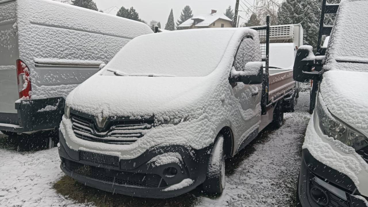 RENAULT TRAFIC WYWROTKA KIPER Z NAJAZDAMI NR 857 - Furgoneta basculante: foto 1 RENAULT TRAFIC WYWROTKA KIPER Z NAJAZDAMI NR 857 - Furgoneta basculante: foto 1