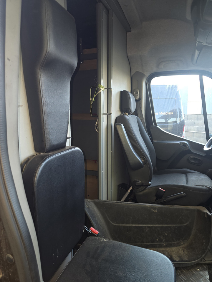 Furgoneta pequeña RENAULT MASTER: foto 12
