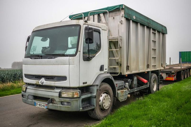 Renault PREMIUM 320 - Camión volquete: foto 1 Renault PREMIUM 320 - Camión volquete: foto 1