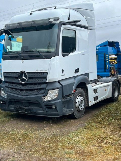 Mercedes-Benz Actros 1846 5 L-Fahrerhaus - Cabeza tractora: foto 1 Mercedes-Benz Actros 1846 5 L-Fahrerhaus - Cabeza tractora: foto 1