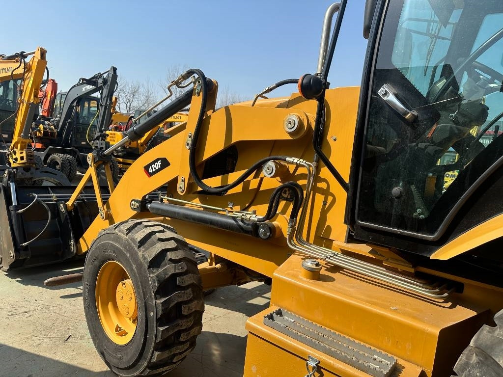 CAT 420 F - Excavadora de cadenas: foto 4 CAT 420 F - Excavadora de cadenas: foto 4