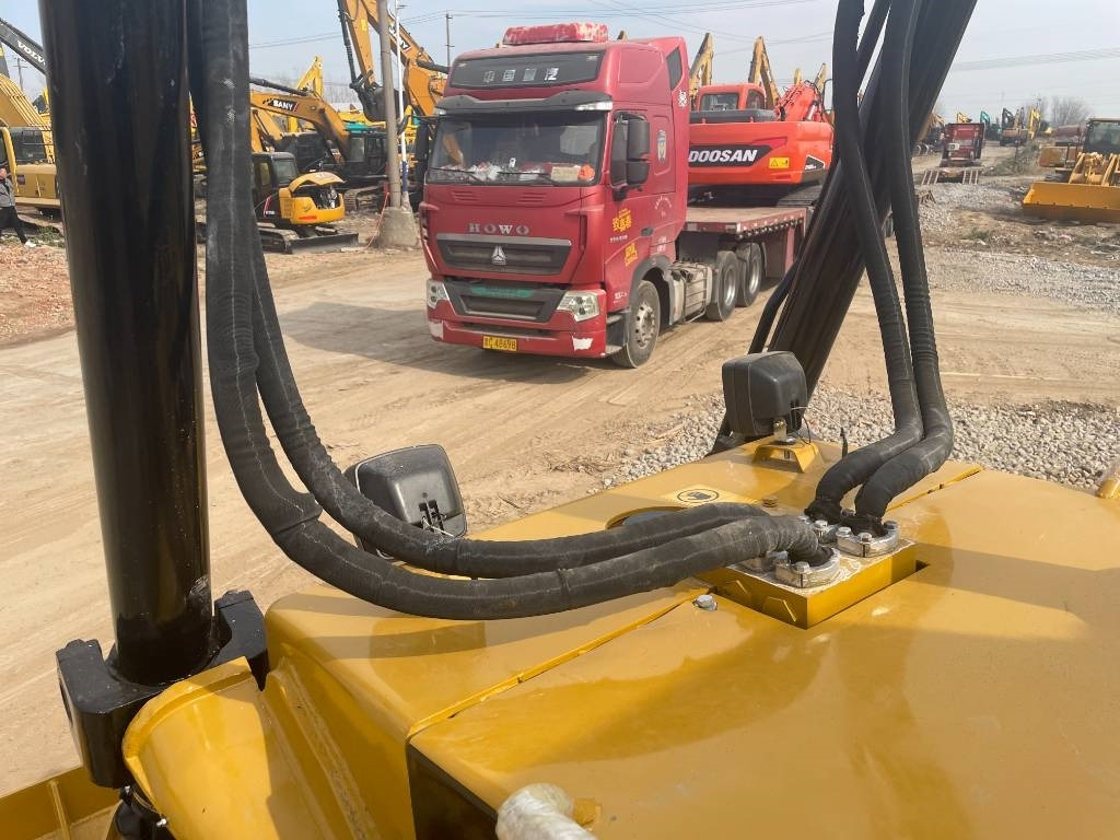 Leasing de CAT D 7 G  CAT D 7 G: foto 7