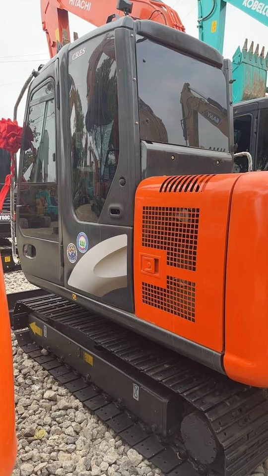 Hitachi ZX 60 - Miniexcavadora: foto 3 Hitachi ZX 60 - Miniexcavadora: foto 3