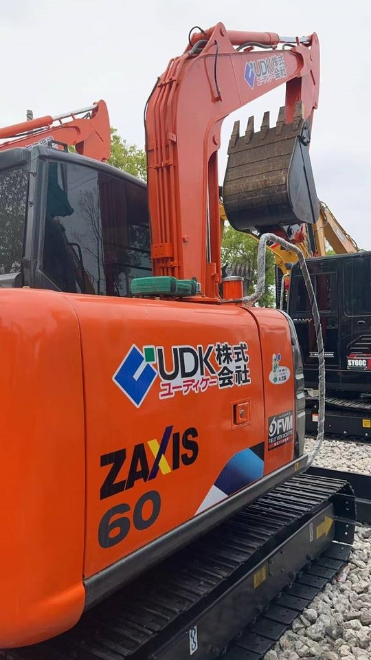 Hitachi ZX 60 - Miniexcavadora: foto 5 Hitachi ZX 60 - Miniexcavadora: foto 5