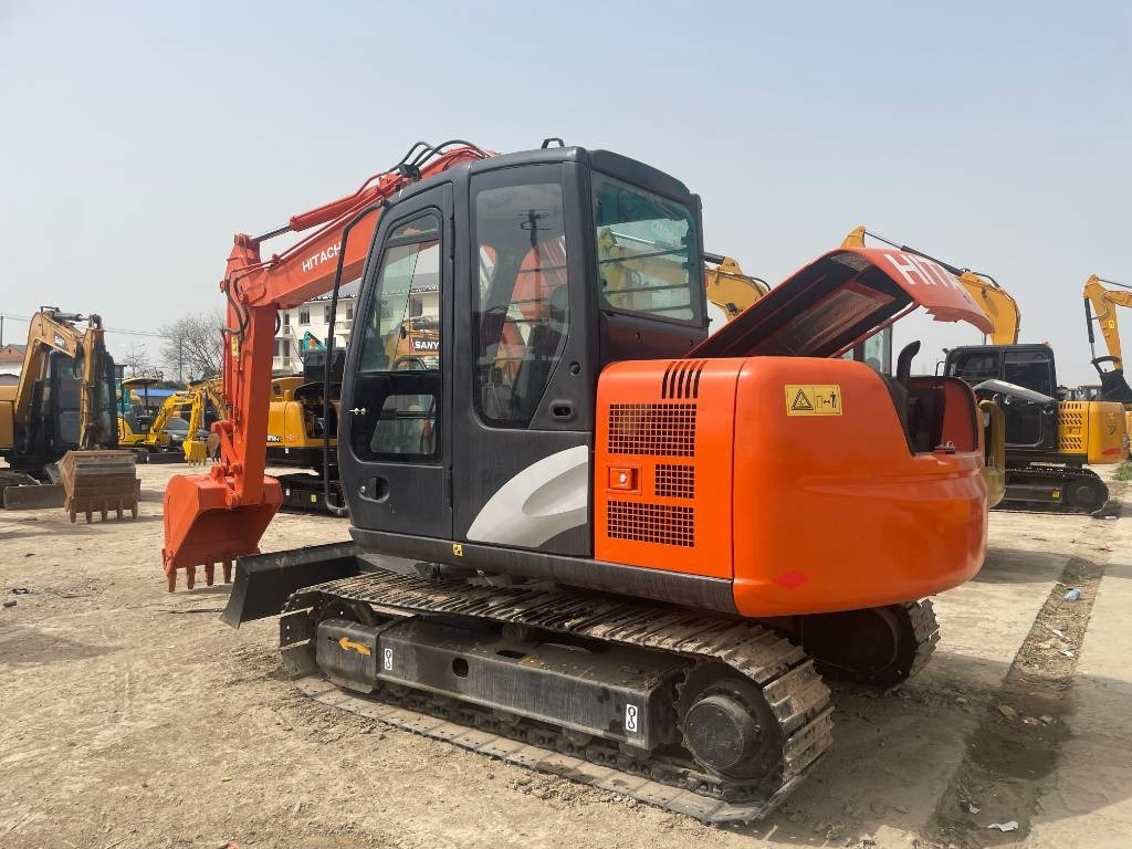 Hitachi ZX 70 - Miniexcavadora: foto 4 Hitachi ZX 70 - Miniexcavadora: foto 4