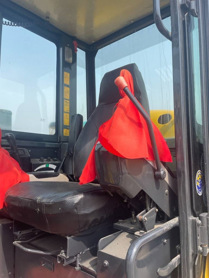 Miniexcavadora Komatsu PC 56: foto 8