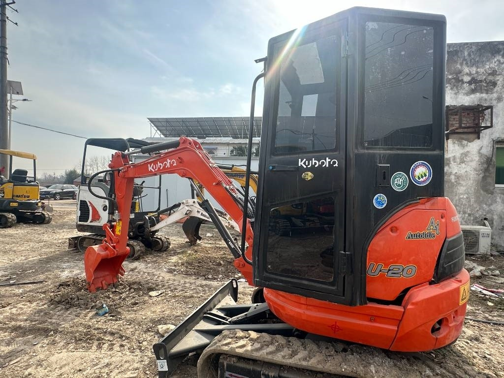 Kubota U 20 - Excavadora de cadenas: foto 2 Kubota U 20 - Excavadora de cadenas: foto 2