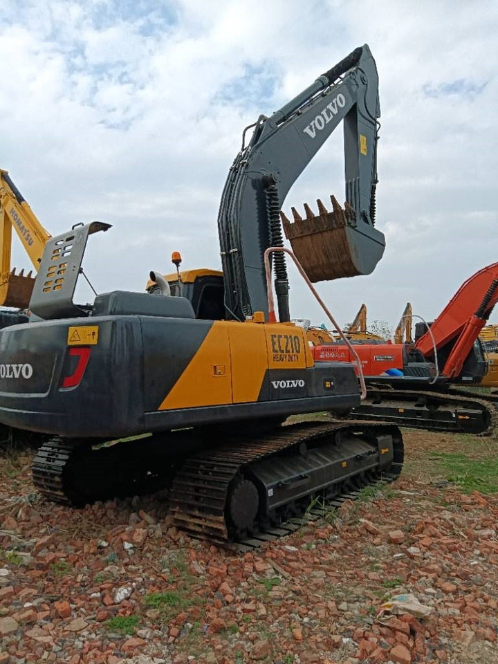 Volvo EC 240 - Excavadora de cadenas: foto 1 Volvo EC 240 - Excavadora de cadenas: foto 1
