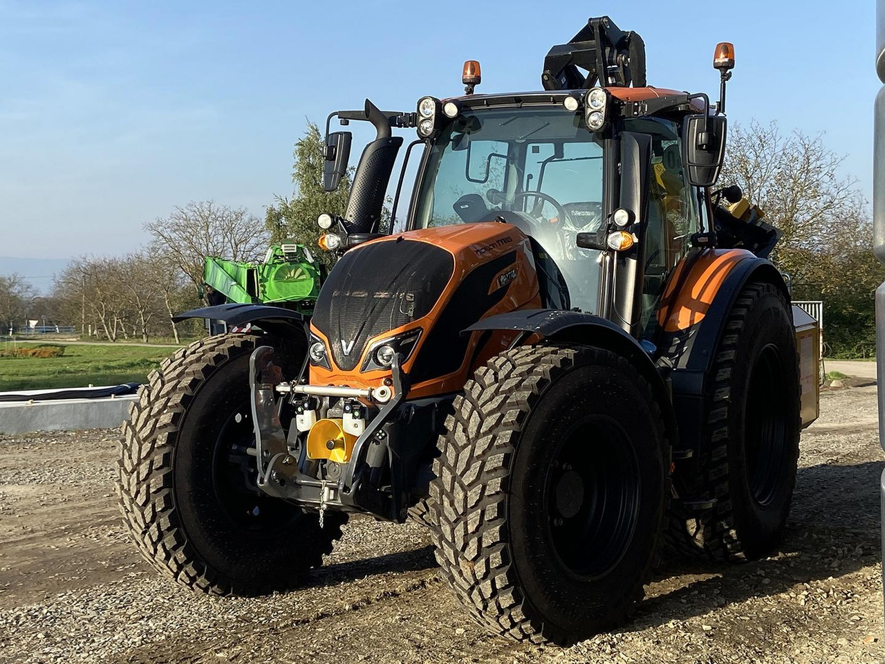 Tractor Valtra N, 49 AWI, 134: foto 19
