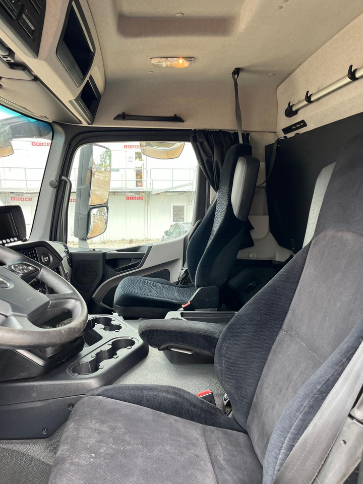 Cabeza tractora MERCEDES-BENZ ANTOS 1835 EURO 6 ADR: foto 11