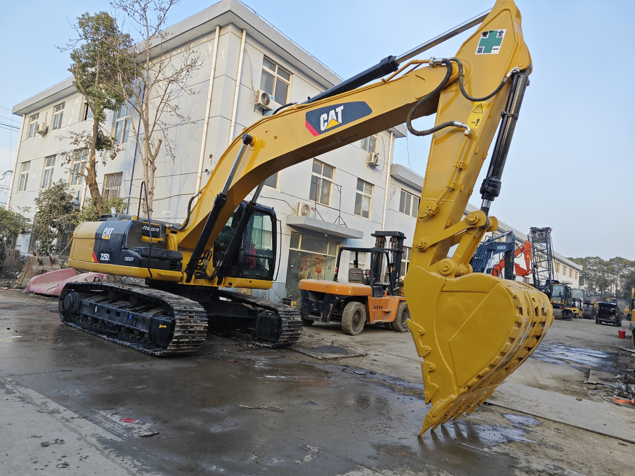 CATERPILLAR 325D used excavator 325C 325 - Excavadora de cadenas: foto 4 CATERPILLAR 325D used excavator 325C 325 - Excavadora de cadenas: foto 4