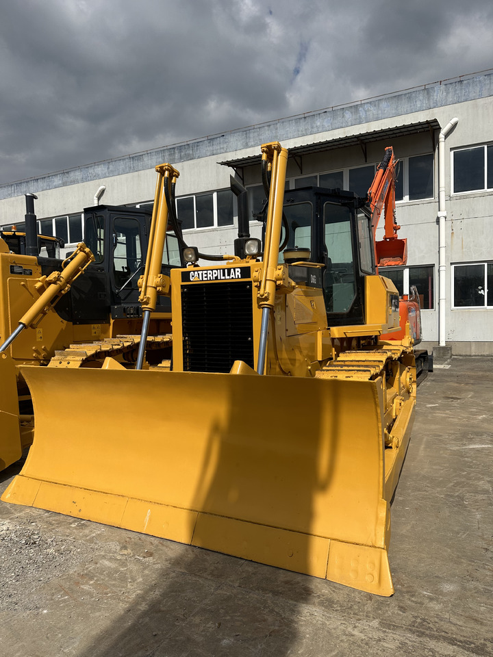 CATERPILLAR D6G CAT dozer - Bulldozer: foto 2 CATERPILLAR D6G CAT dozer - Bulldozer: foto 2