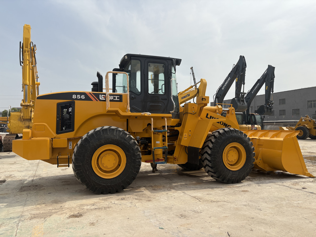 LIUGONG 856 wheel loader - Cargadora de ruedas: foto 2 LIUGONG 856 wheel loader - Cargadora de ruedas: foto 2