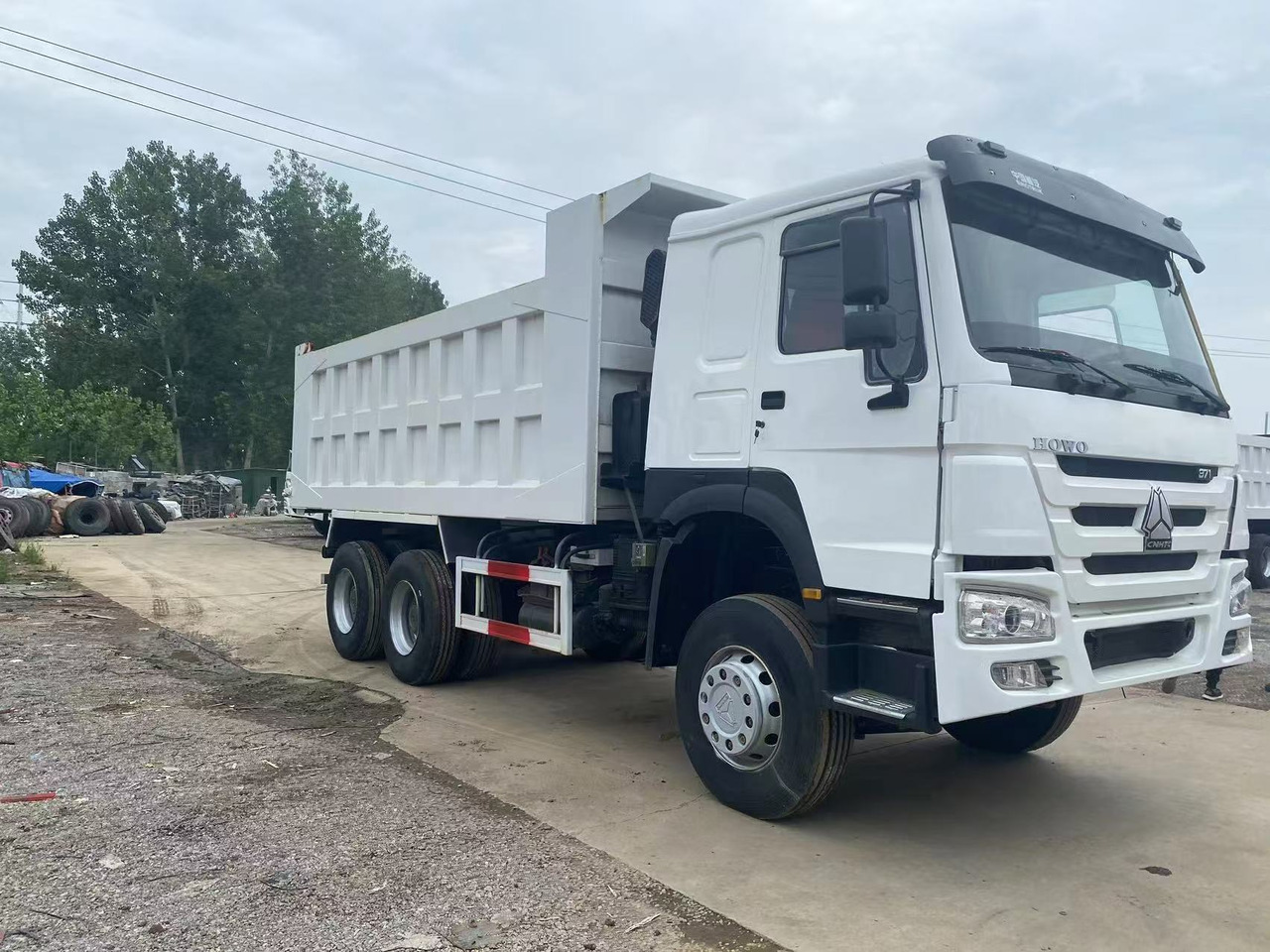 HOWO 371 - Maquinaria de construcción: foto 4 HOWO 371 - Maquinaria de construcción: foto 4