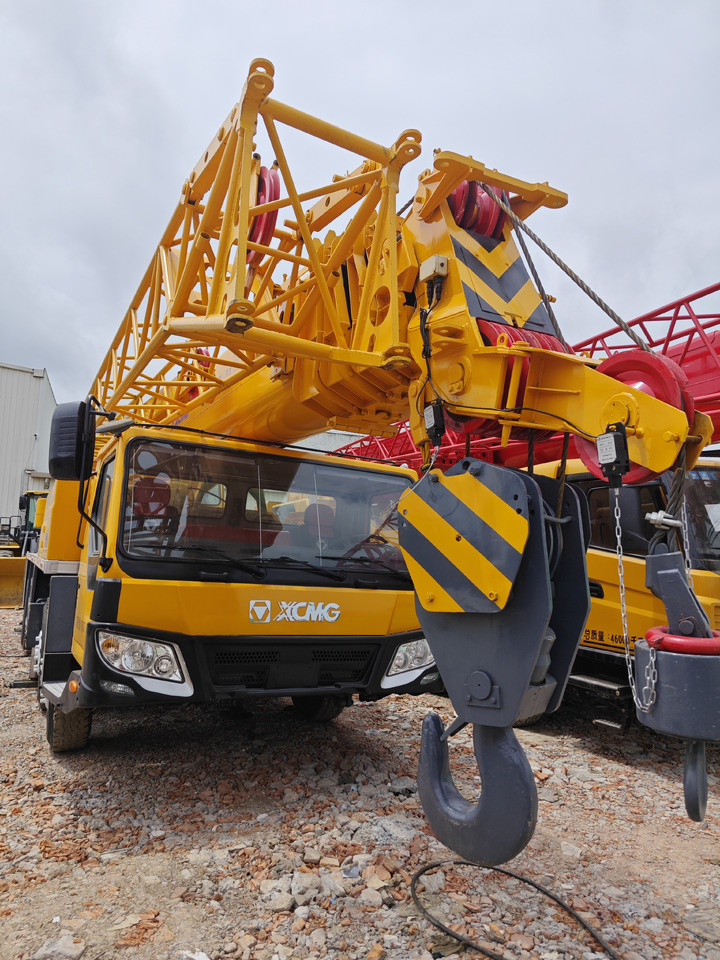 XCMG QY70K QY70KC XTC70 Truck Crane - Autogrúa: foto 2 XCMG QY70K QY70KC XTC70 Truck Crane - Autogrúa: foto 2