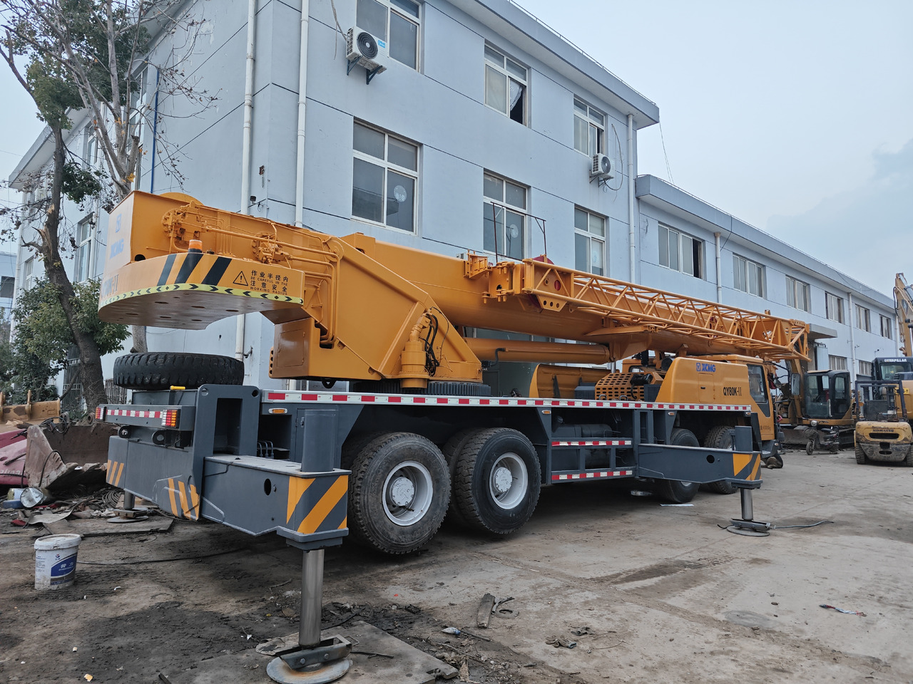 XCMG QY80K 80T TRUCK CRANE - Autogrúa: foto 4 XCMG QY80K 80T TRUCK CRANE - Autogrúa: foto 4