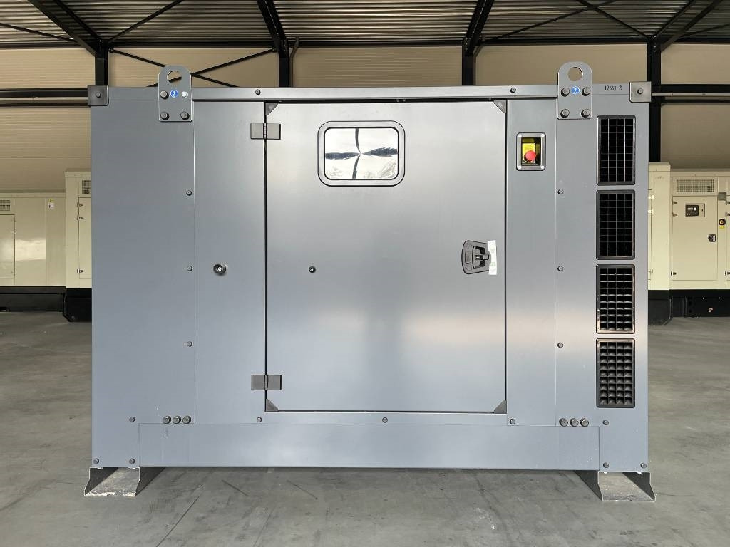 Iveco NEF45SM2 - 88 kVA Generator - DPX-17551 - Generador industriale: foto 1 Iveco NEF45SM2 - 88 kVA Generator - DPX-17551 - Generador industriale: foto 1