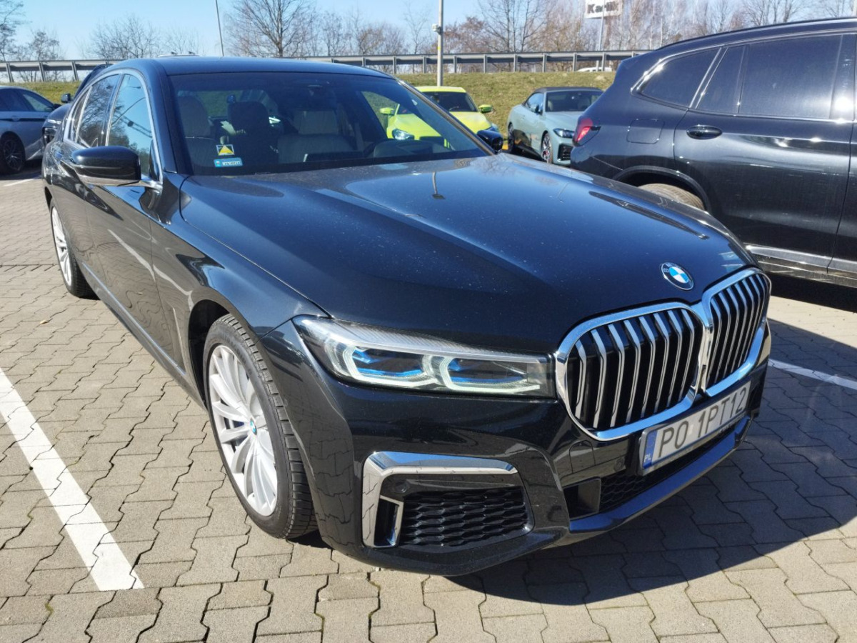 Sedan BMW 750I XDRIVE SEDAN: foto 1