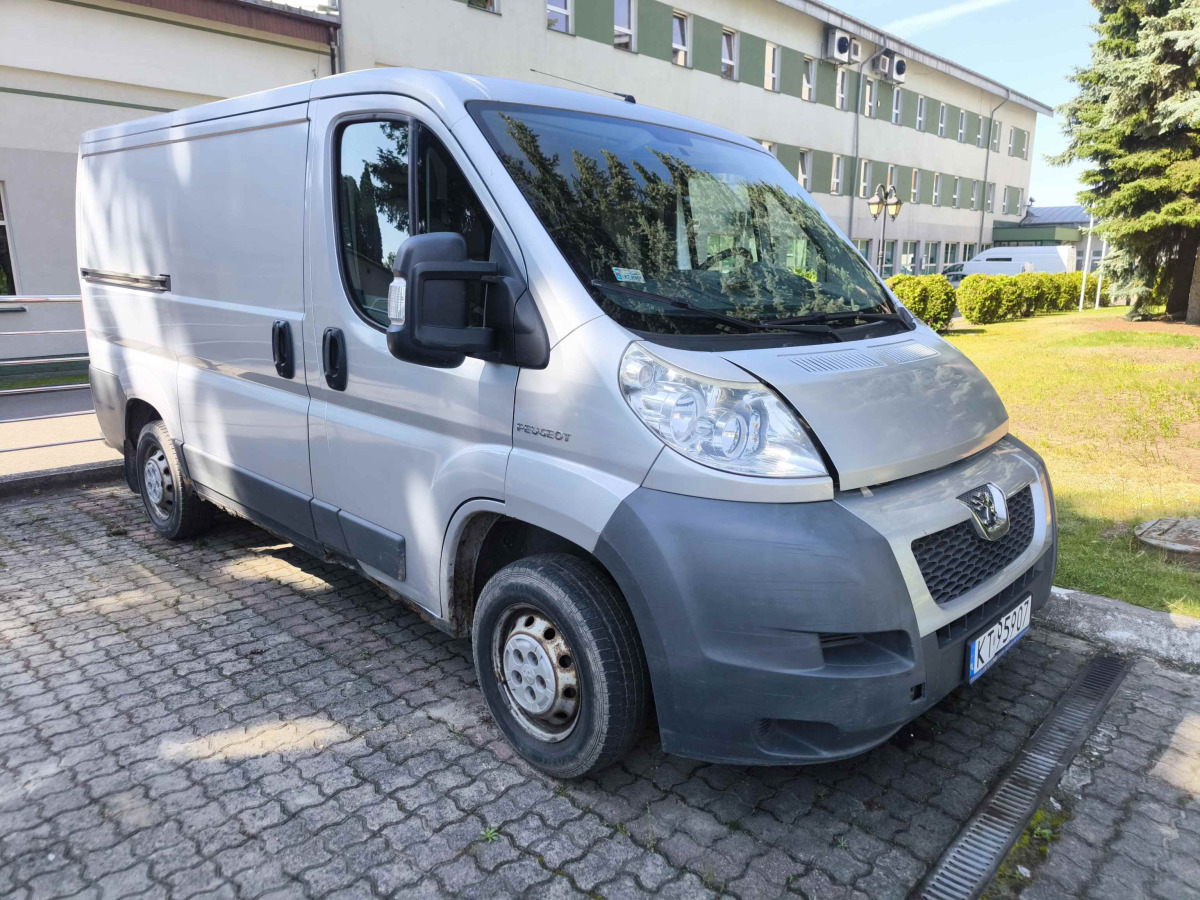 Furgón PEUGEOT BOXER FURGON BLASZAK: foto 1